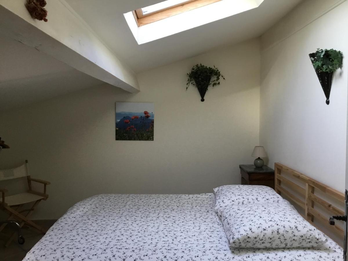 Les Lauriers Bed and Breakfast Camps-la-Source Εξωτερικό φωτογραφία